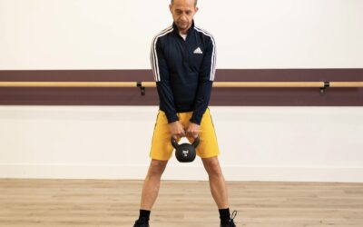Kettlebell workouts for aerobic fitness and strength